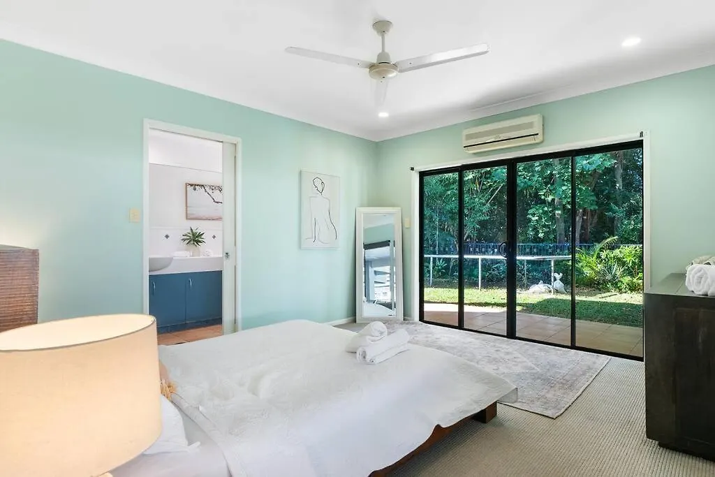 Family Home With Pool - 2 Mins To Beach & Playground Clifton Beach